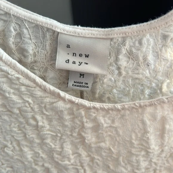 Cream top - Picture 4 of 5